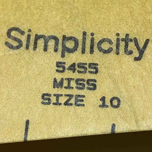 Simplicity 5455 Top Pattern 10 Miss Uncut Cottagecore Ruffle Full Front Button - Picture 4 of 5